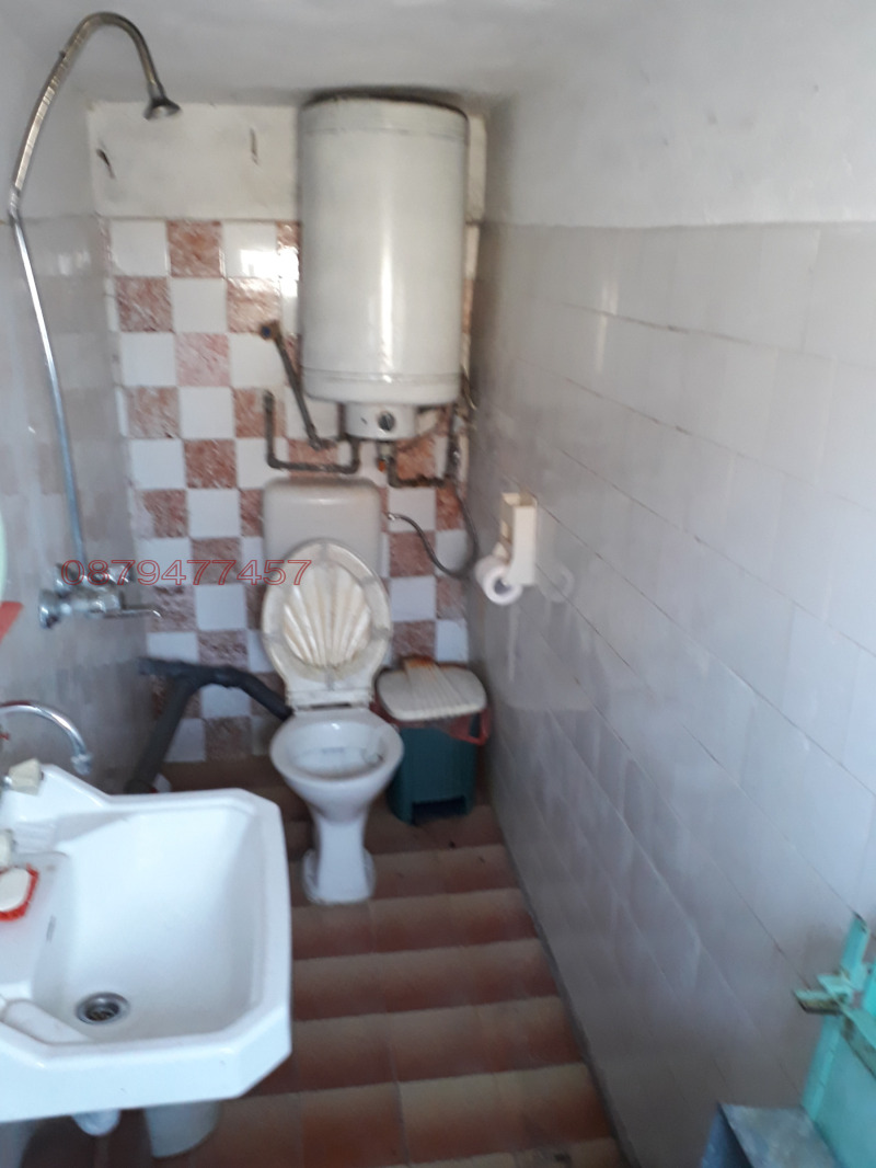 Продава КЪЩА, с. Ралево, област Плевен, снимка 7 - Къщи - 53405677