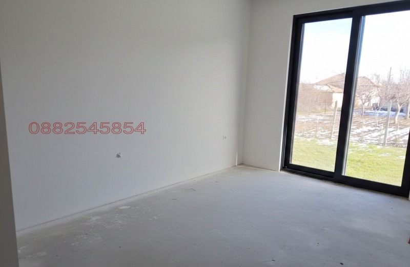 Продава КЪЩА, с. Стража, област Търговище, снимка 6 - Къщи - 53427960