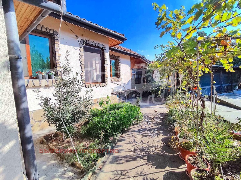 Продава КЪЩА в област Бургас, с. Просеник - 565 кв.м / 259 700 € » 507 929.05 лв., БЪЛГЕРИАН ПРОПЕРТИС