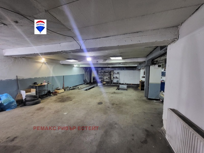 Продава АВТОСЕРВИЗ в град Русе, Ялта - 280 кв.м / 159 900 € » 312 737.22 лв., РЕМАКС РИВЪР ЕСТЕЙТ
