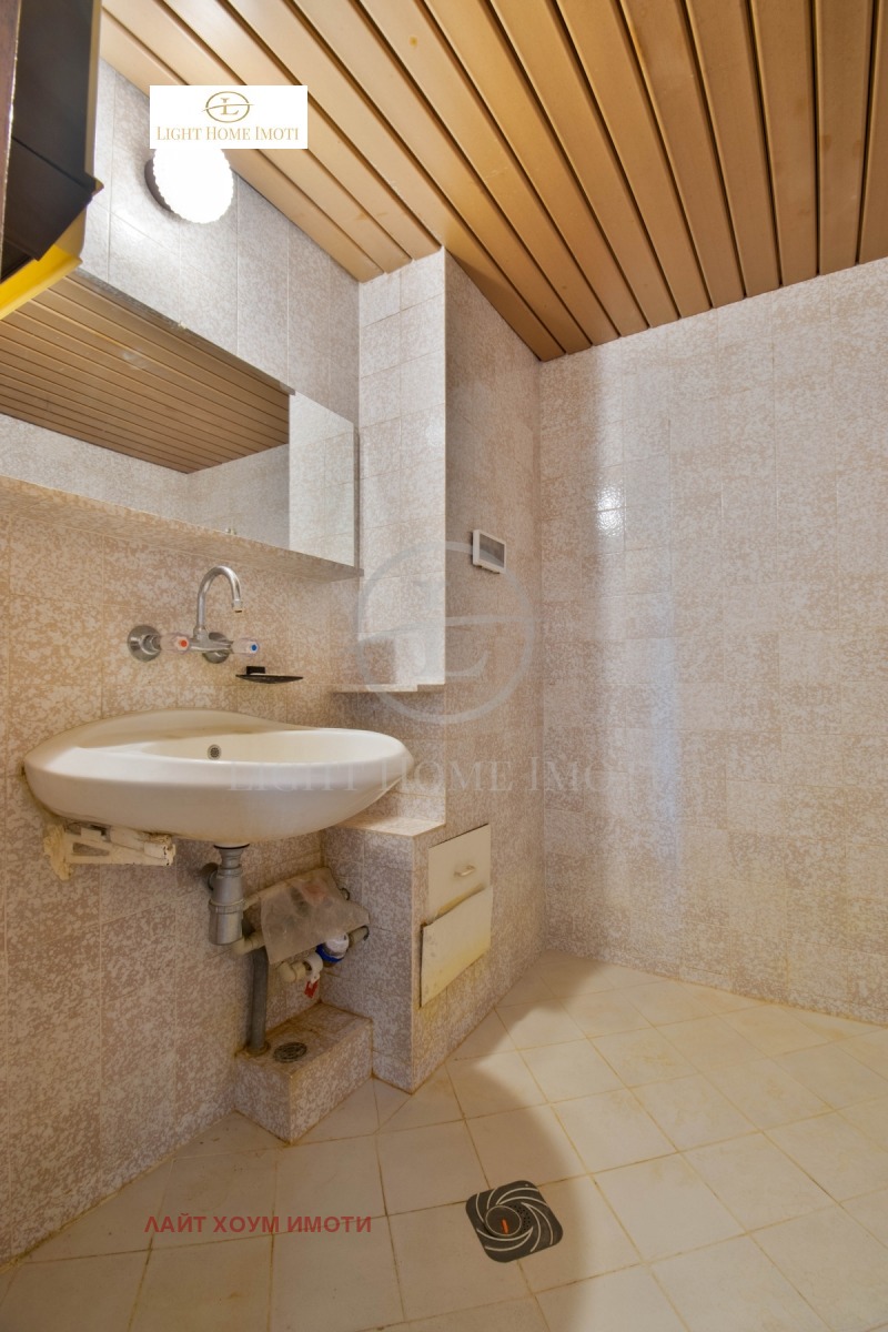 En venta  2 dormitorios Plovdiv , Trakiya , 69 metros cuadrados | 72605096 - imagen [12]