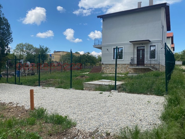Продава  Къща област Варна , с. Равна гора , 245 кв.м | 22955985 - изображение [2]