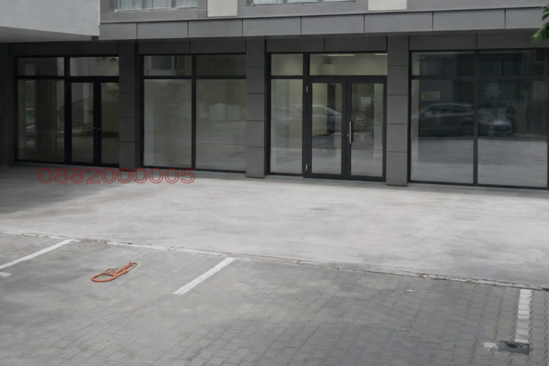 Продава МАГАЗИН, гр. Пловдив, Христо Смирненски, снимка 2 - Магазини - 53527294