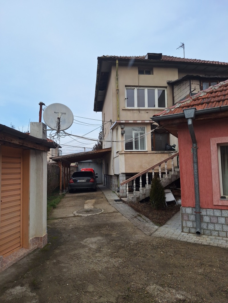 Продава ЕТАЖ ОТ КЪЩА в град София, Обеля - 200 кв.м / 290 000 € » 567 190.70 лв., КОДАР-97