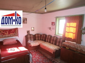 Продажба на къщи в област Пазарджик — страница 17 - изображение 12 