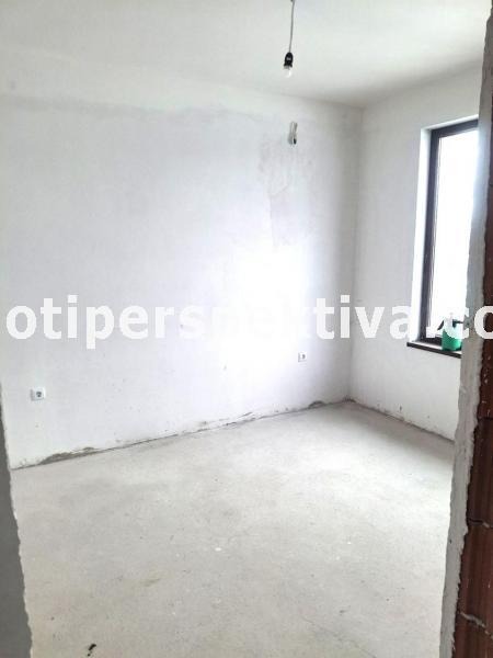 Продава КЪЩА, с. Скутаре, област Пловдив, снимка 4 - Къщи - 47024769