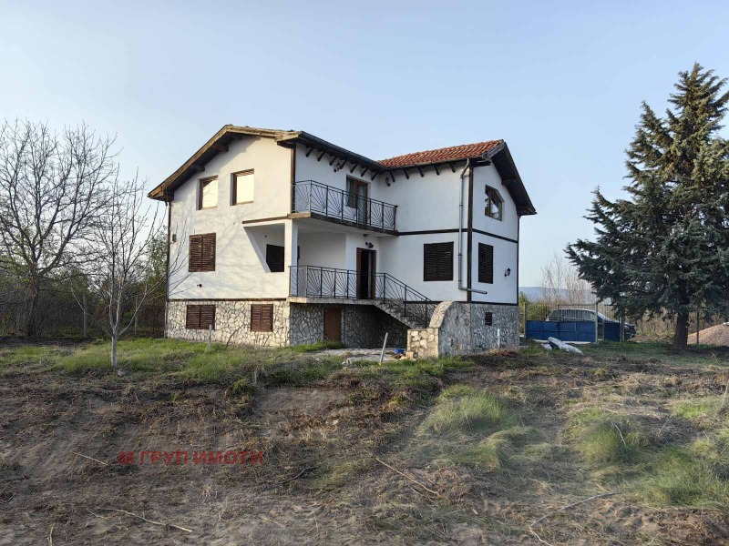 Na prodej  Dům oblast Pazardzhik , Vinogradec , 255 m2 | 47670435