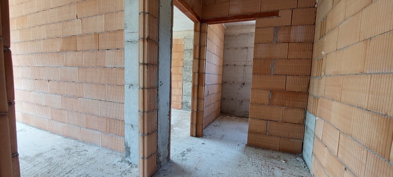 Продава 2-СТАЕН, град Варна, Кайсиева градина • 82500 € / 161355.98 лв. • 29478650 1