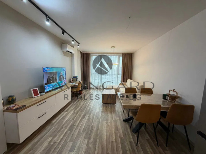 Продава 2-СТАЕН, гр. Пловдив, Център