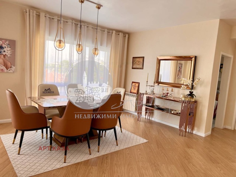Продава  3-стаен град Пловдив , Център , 120 кв.м | 51629405