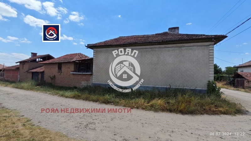 Продава  Huis regio Plovdiv , Begovo , 148 кв.м | 39278617 - изображение [2]