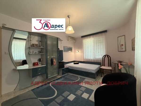 Продава КЪЩА, гр. Добрич, Център, снимка 6 - Къщи - 52151237