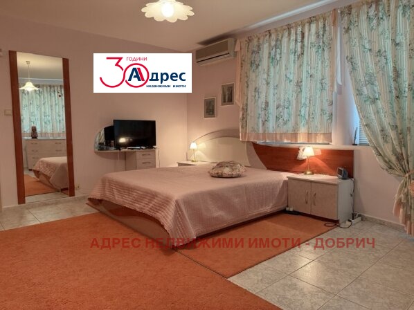 Продава КЪЩА, гр. Добрич, Център, снимка 14 - Къщи - 52151237