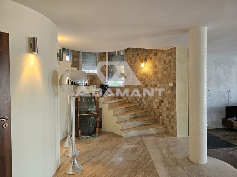 Продава КЪЩА, гр. София, в.з.Киноцентъра, снимка 5 - Къщи - 52622555