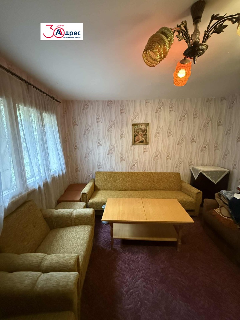 Продава КЪЩА, гр. Добрич, Червената пръст, снимка 2 - Къщи - 52383145