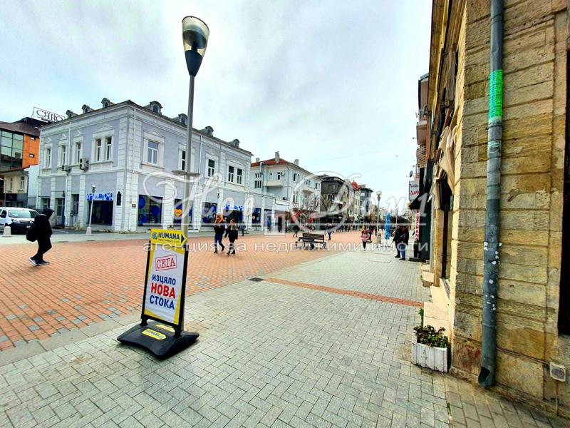 Продава  Многостаен град Варна , Център , х-л Черно Море, 300 кв.м | 10654784 - изображение [11]