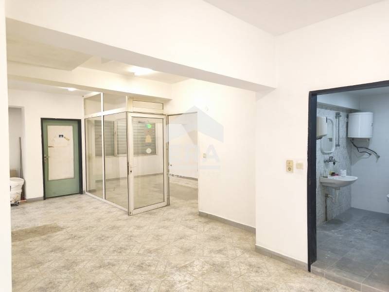 Продава ОФИС, гр. Ямбол, Център, снимка 3 - Офиси - 53766161