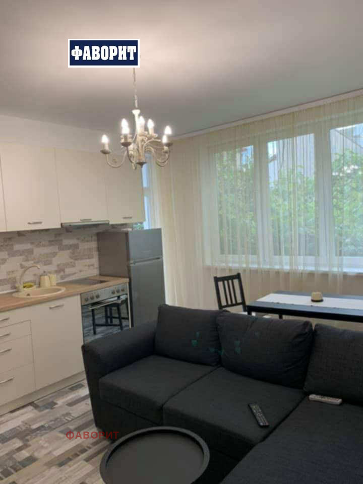 Продава  Етаж от къща, град Пловдив, Център •  173 000 € • ID 97188037 — holmes.bg - [1] 
