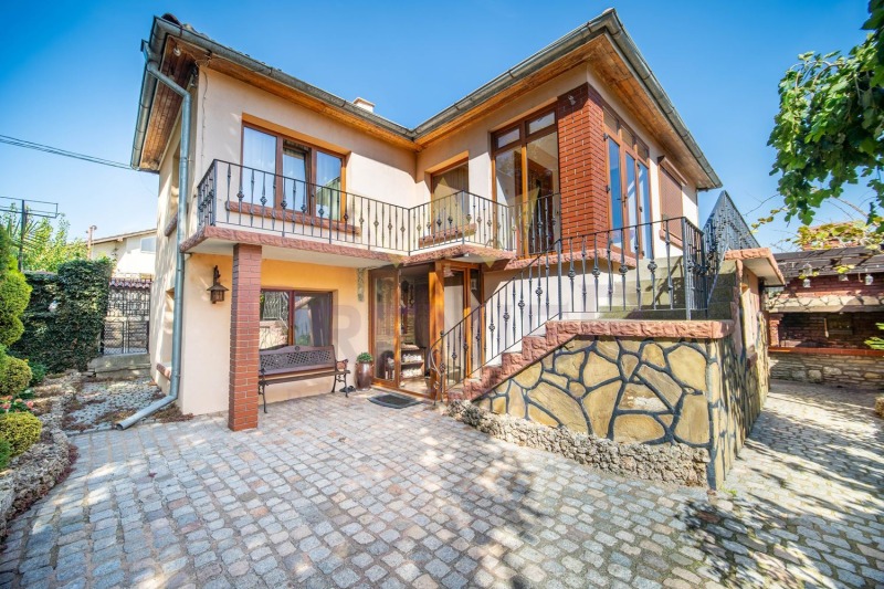 Продава  Къща област Варна , гр. Девня , 188 кв.м | 90490162