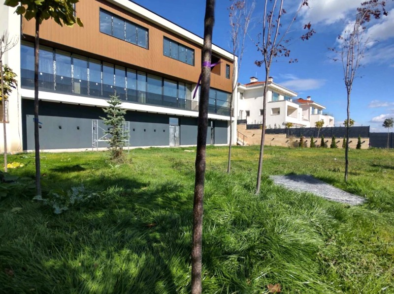 Eladó  Ház Sofia , Bistrica , 650 négyzetméter | 85230514 - kép [11]