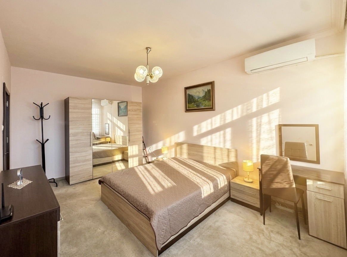 Продава 3-СТАЕН, гр. София, Медицинска академия, снимка 2 - Апартаменти - 53913151