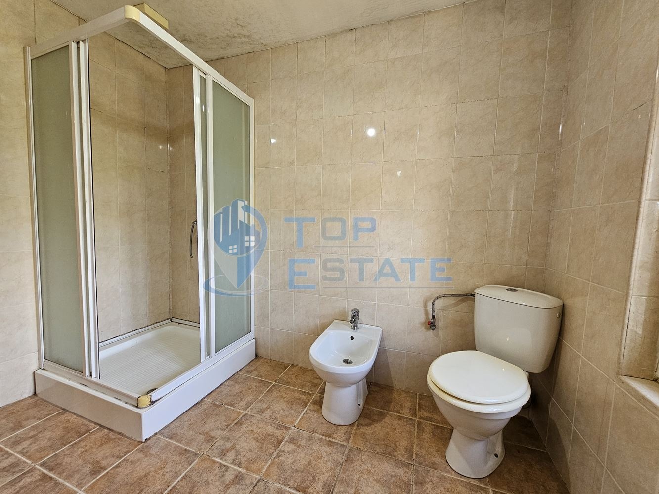 Продава КЪЩА, с. Хотница, област Велико Търново, снимка 11 - Къщи - 51407149