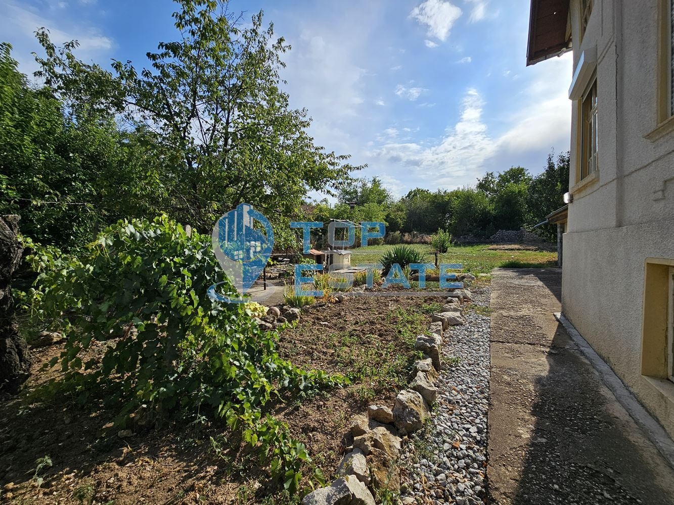 Продава КЪЩА, с. Хотница, област Велико Търново, снимка 17 - Къщи - 51407149