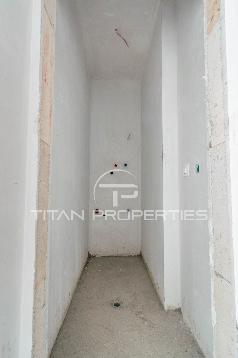 En venta  1 dormitorio Plovdiv , Komatevo , 63 metros cuadrados | 44751944 - imagen [7]