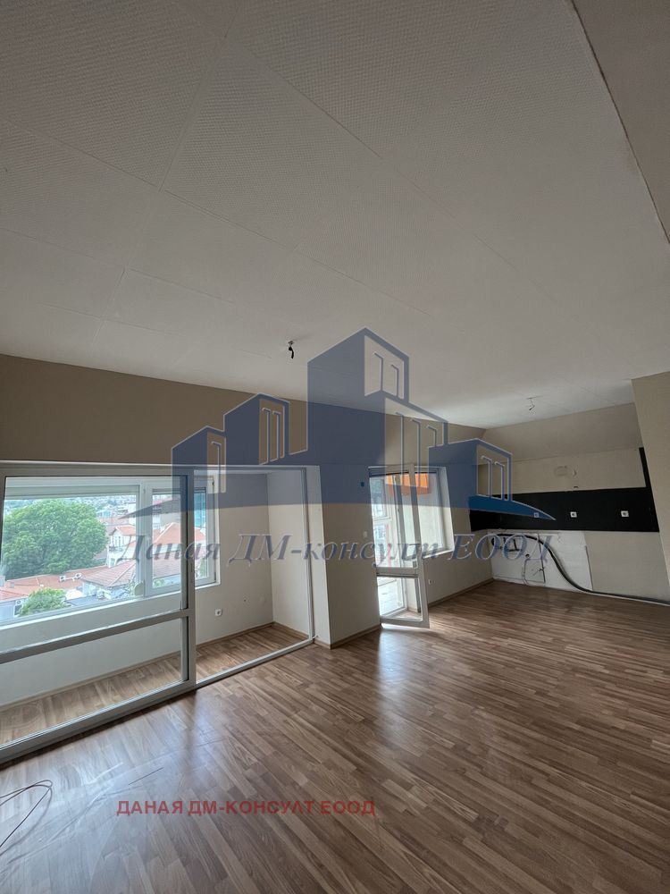 Продава 2-СТАЕН, гр. Шумен, Център, снимка 3 - Апартаменти - 55328703