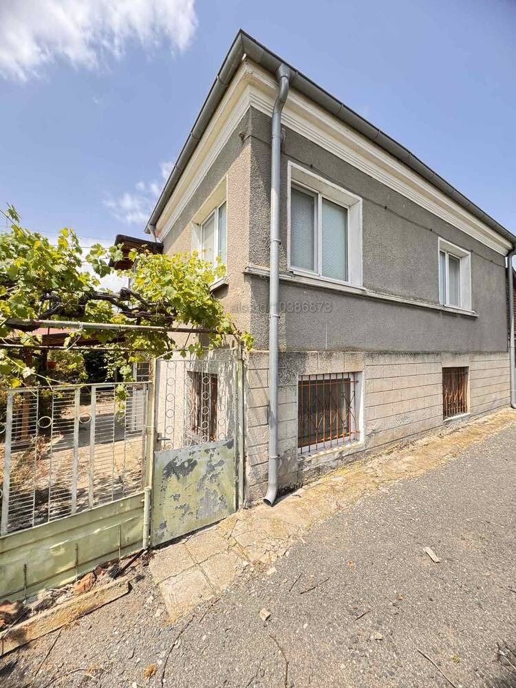 Продава  Къща област Бургас , гр. Каблешково , 180 кв.м | 95517509