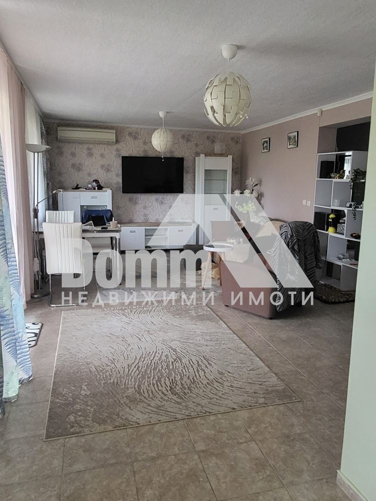 Продава КЪЩА, с. Горен чифлик, област Варна, снимка 9 - Къщи - 52362711