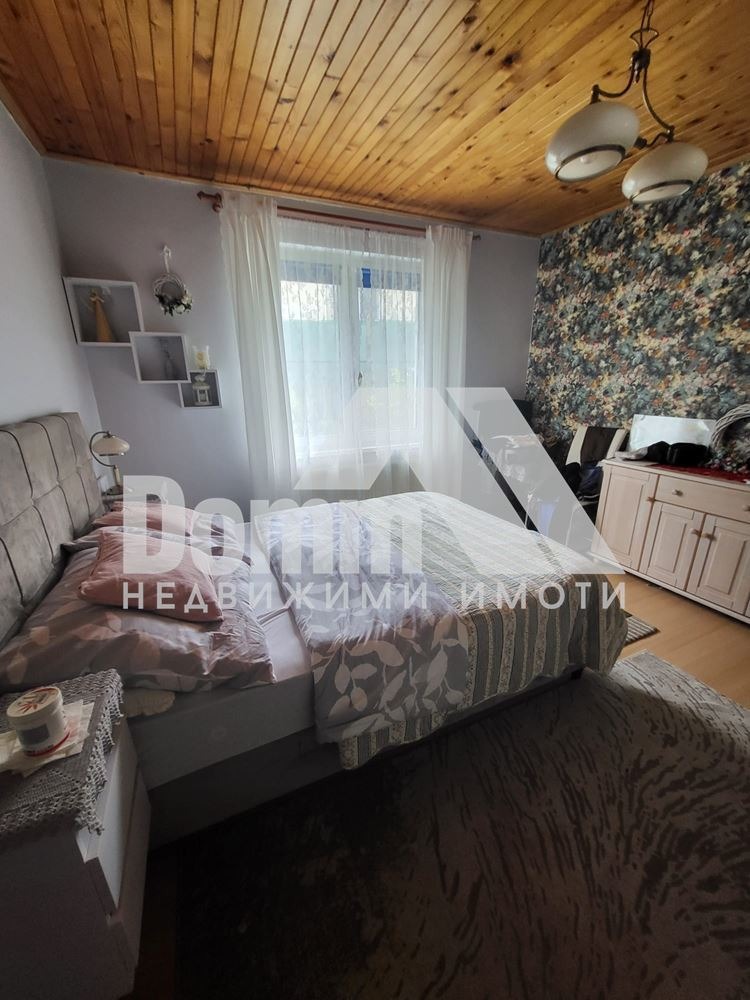 Продава КЪЩА, с. Горен чифлик, област Варна, снимка 14 - Къщи - 52362711