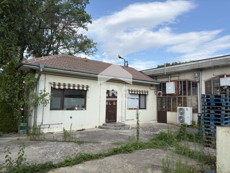 Продава ПРОМ. ПОМЕЩЕНИЕ, гр. Добрич, Промишлена зона - Запад