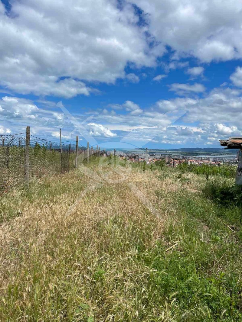 Eladó  Cselekmény Burgas , m-st Varli Brjag , 1000 négyzetméter | 97216482