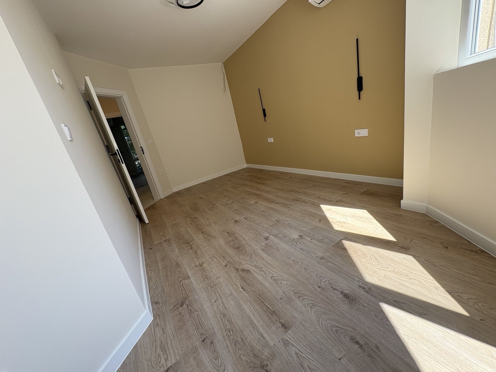 Продава 2-СТАЕН, гр. Варна, Централна поща, снимка 11 - Апартаменти - 54848035