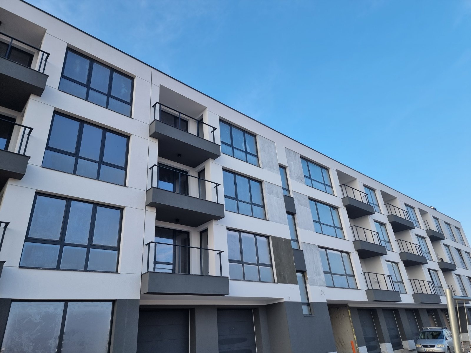 Продава 3-СТАЕН, гр. Пловдив, Остромила, снимка 2 - Апартаменти - 48783573