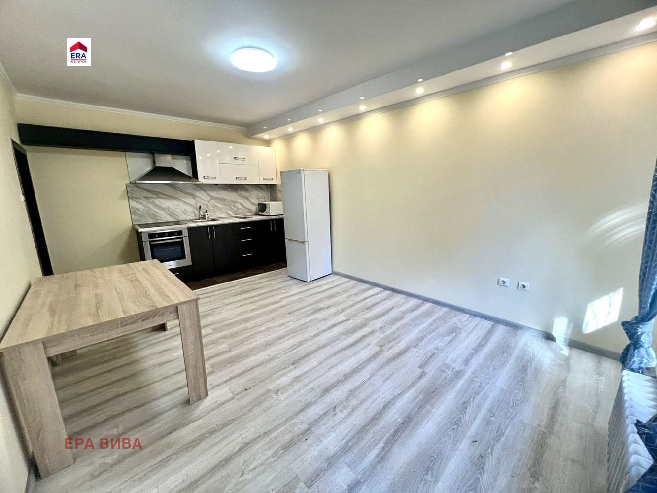 Продава 3-СТАЕН, гр. София, Медицинска академия