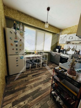 Studio Nadejda 1, Sofia 2
