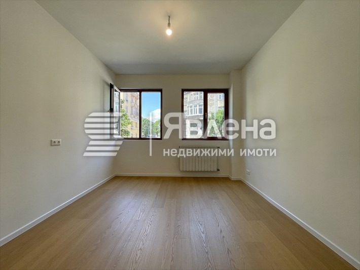 Продава 3-СТАЕН, гр. София, Център, снимка 5 - Апартаменти - 54920642