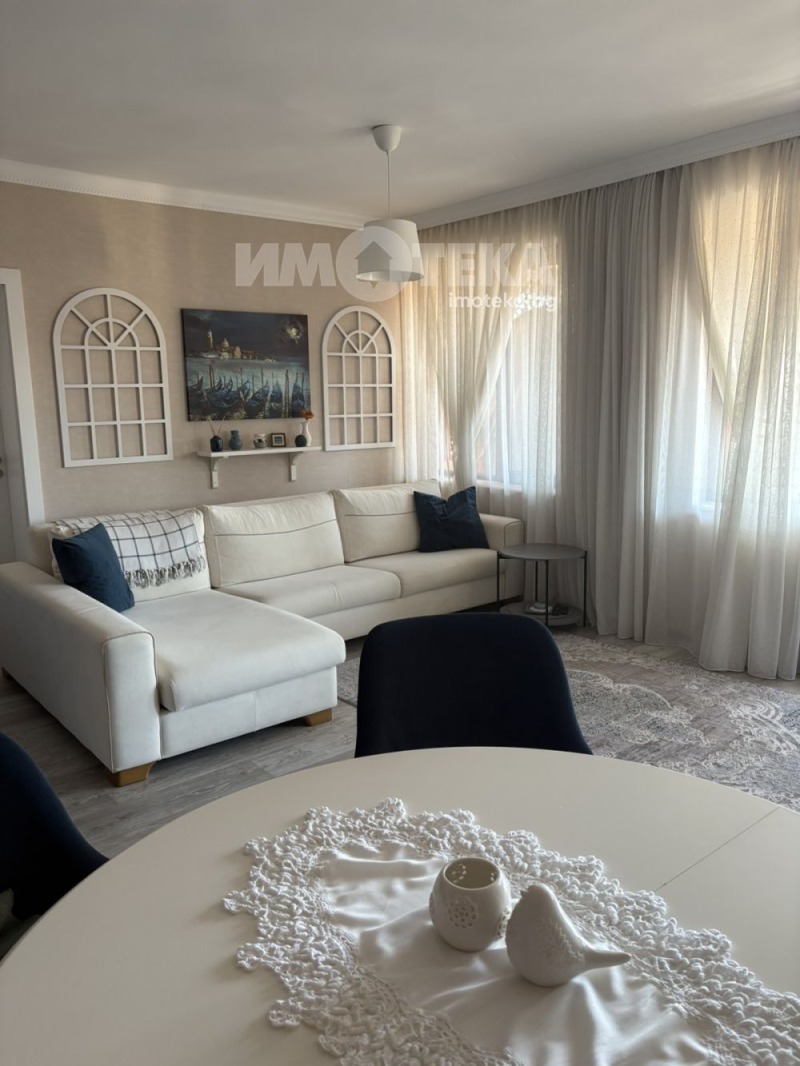 Продава  Многостаен град Пловдив , Остромила , 136 кв.м | 51172098