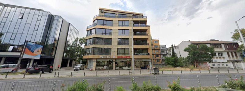 In vendita  Ufficio Plovdiv , Tsentar , 45 mq | 68936138