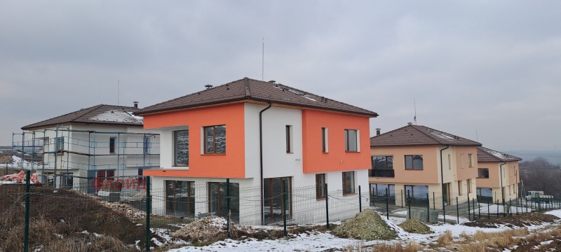 Продава КЪЩА, с. Хераково, област София област, снимка 1 - Къщи - 49273166