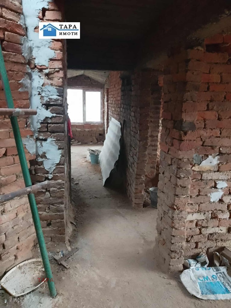 Продава КЪЩА, гр. Монтана, Идеален център, снимка 16 - Къщи - 52389578