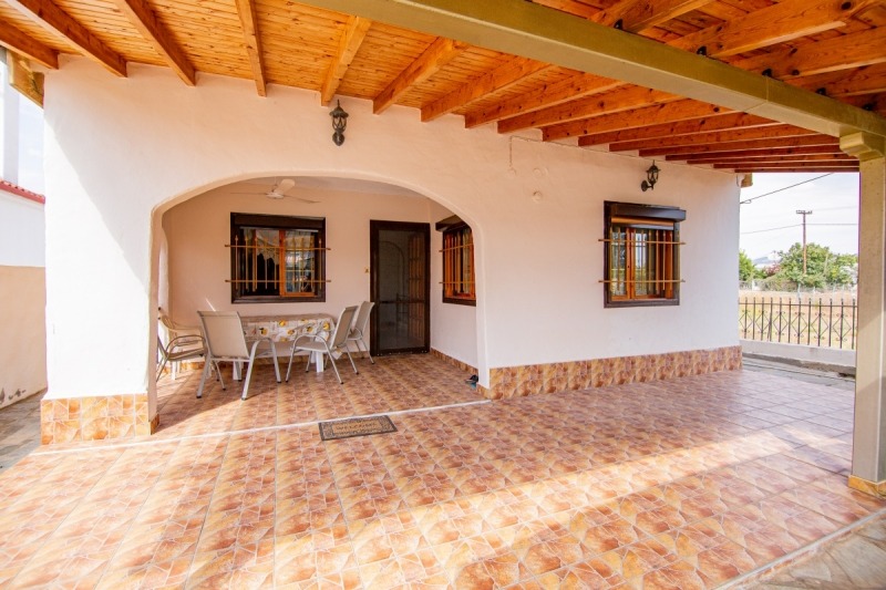 Продава КЪЩА, гр. Бургас, Център, снимка 4 - Къщи - 54467621