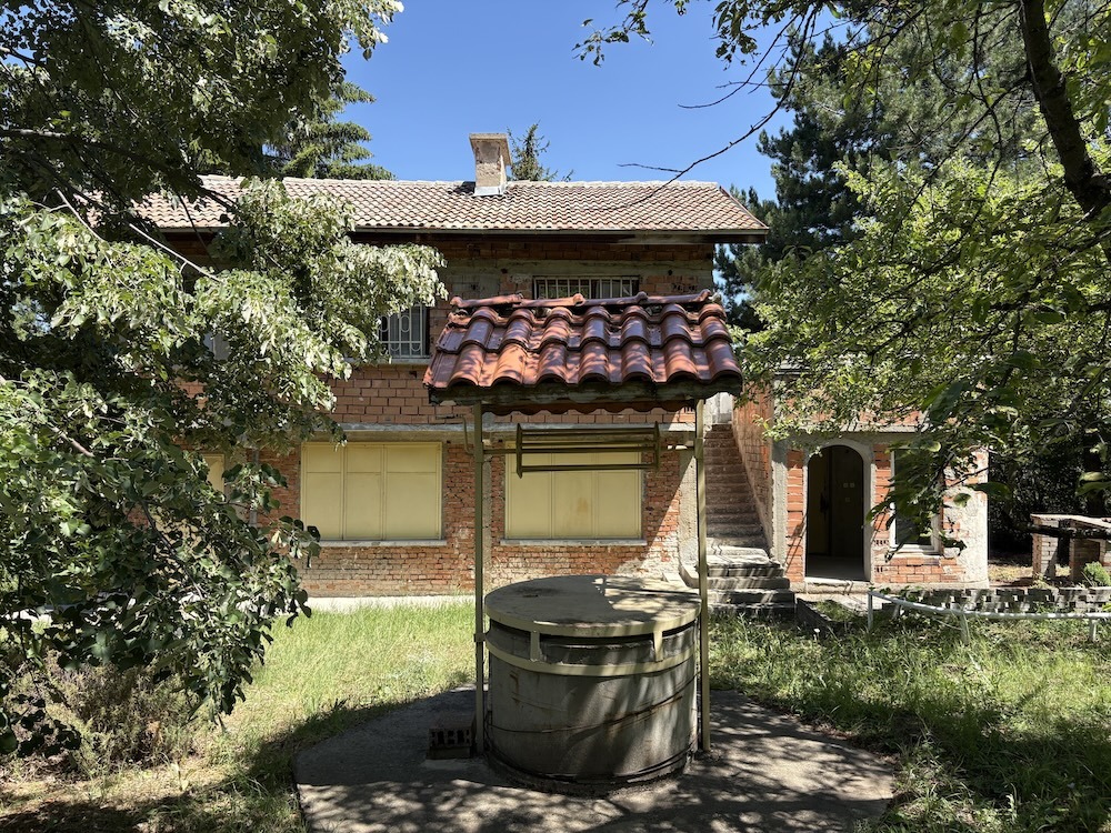 Продава КЪЩА, гр. София, с. Герман, снимка 17 - Къщи - 55843978