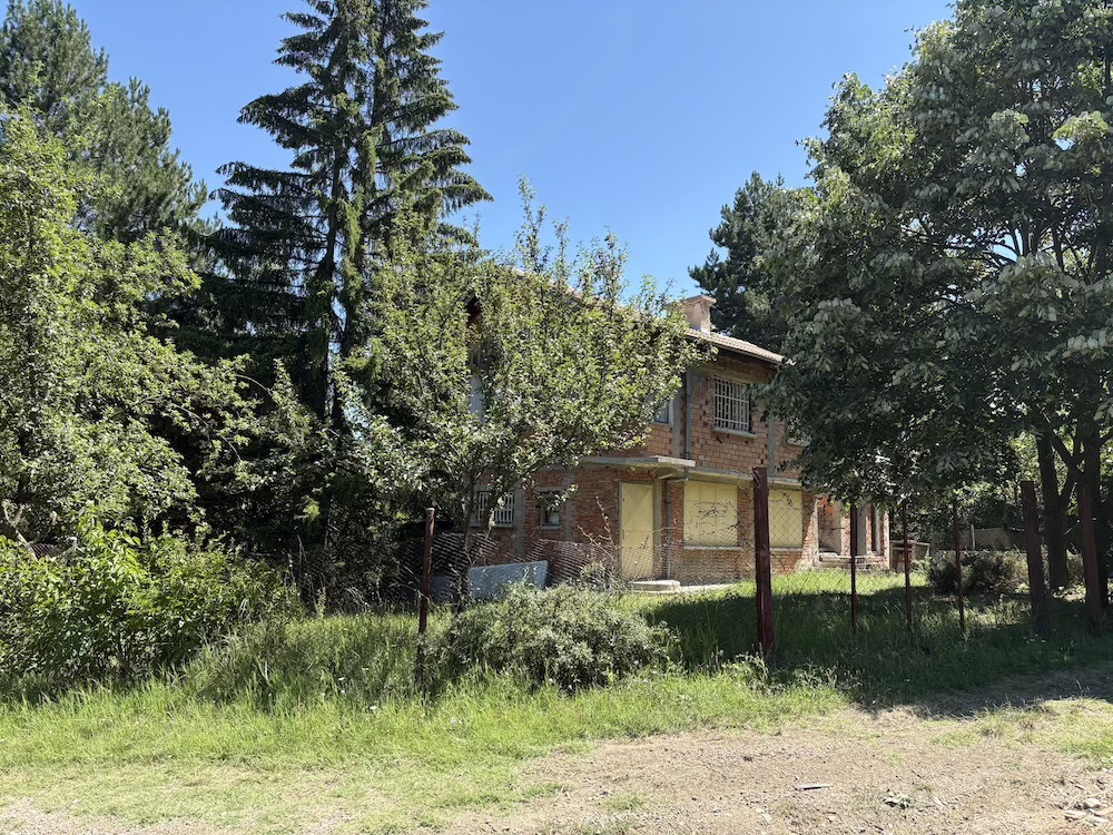 Продава КЪЩА, гр. София, с. Герман, снимка 3 - Къщи - 55843978
