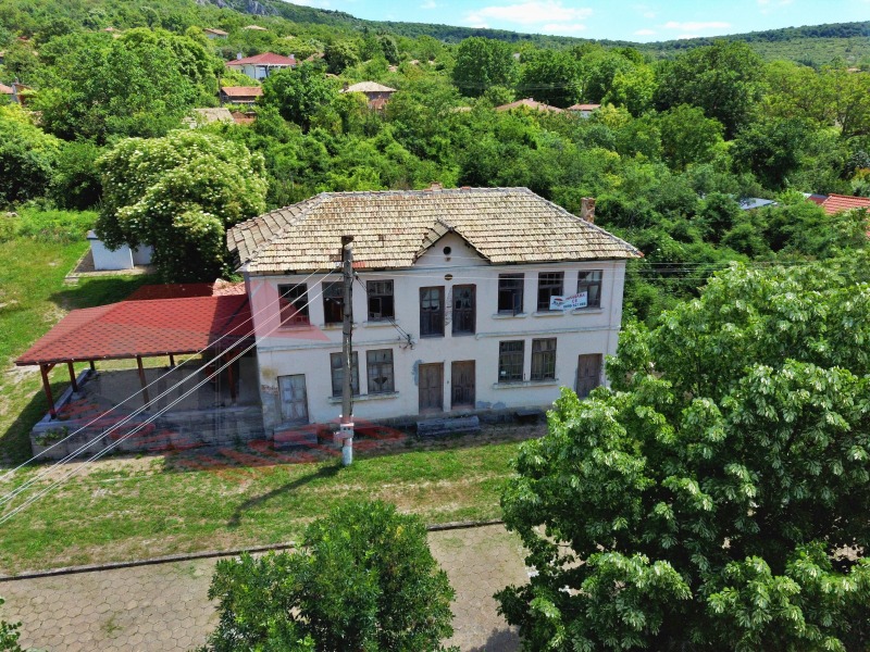 Продава КЪЩА в област Шумен, с. Кюлевча - 180 кв.м / 51 129.19 € » 100 000 лв., ИМОТИ НАСТЕВ
