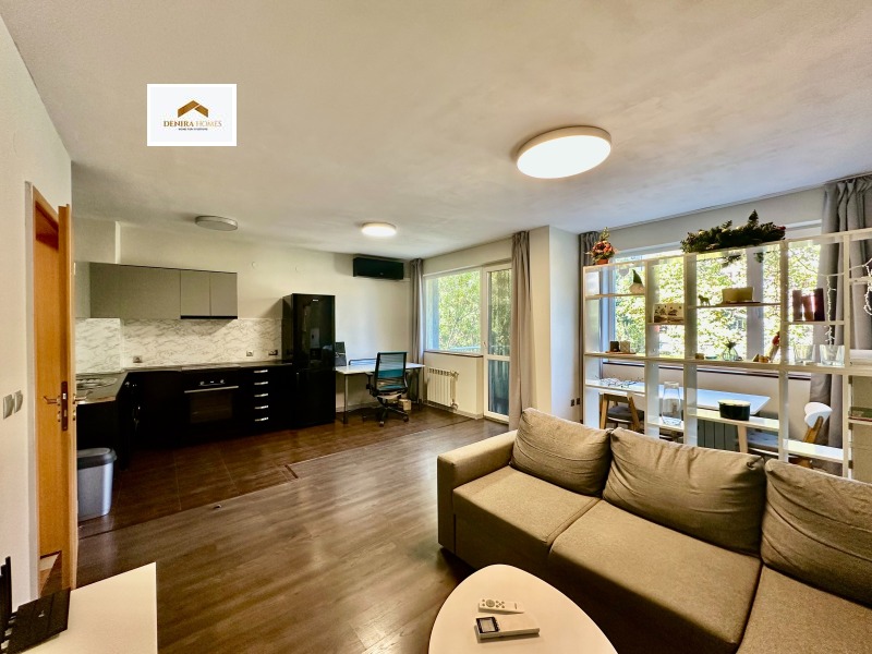 Продава 2-СТАЕН, гр. София, Център