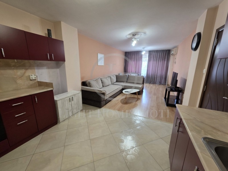 De vânzare  2 dormitoare Plovdiv , Țentâr , 109 mp | 83729543 - imagine [7]