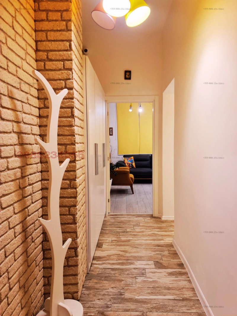 Продава 3-СТАЕН, гр. Бургас, Център, снимка 11 - Апартаменти - 52779177